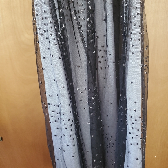 💥3 for $15💥Jessica Grey w/ Black overlay sparkly cocktail 👗 - Picture 6 of 8